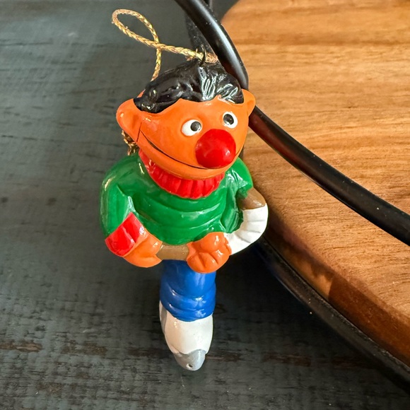 Vintage Sesame Street Ceramic Ornaments, Set of 8 - Picture 9 of 14